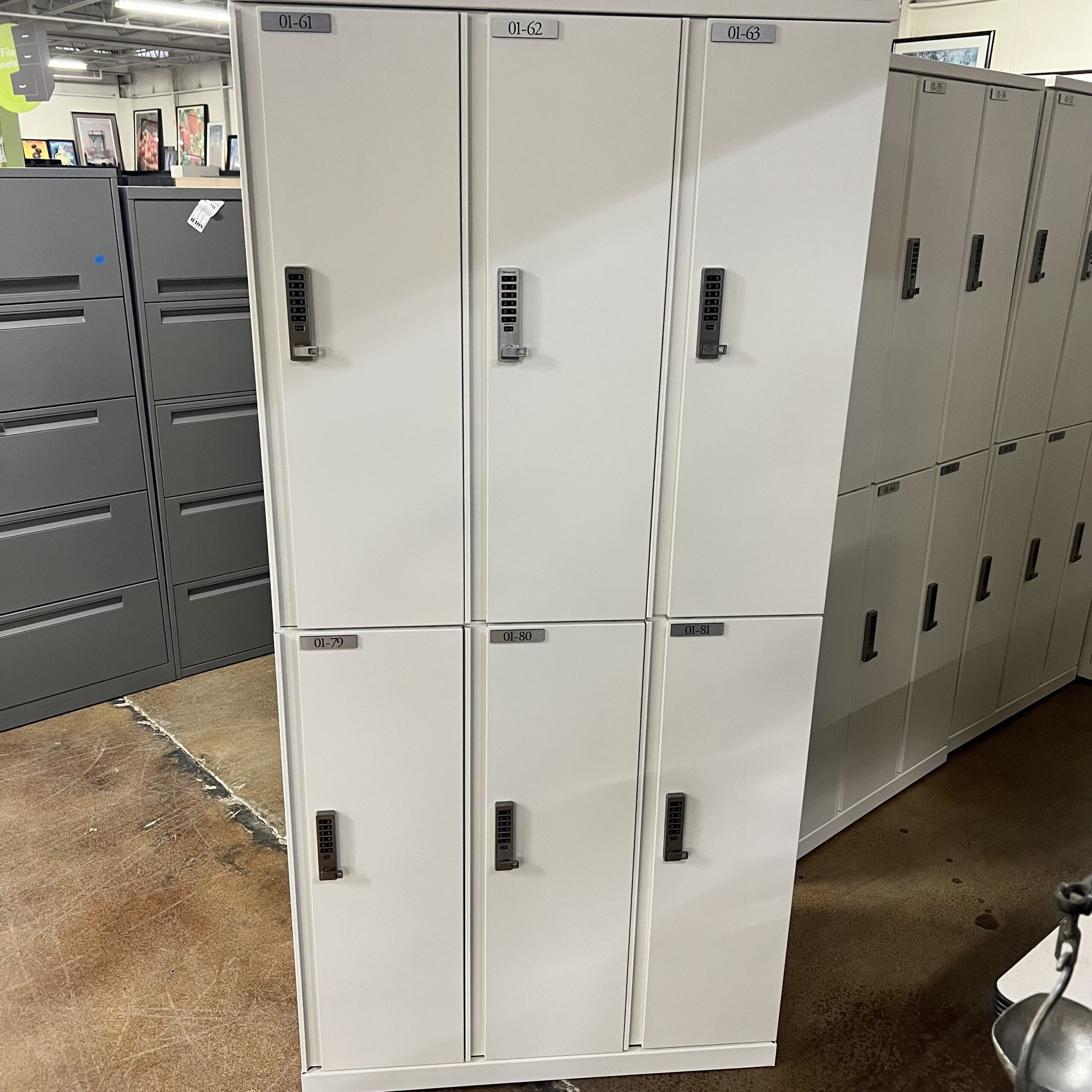 Double Door Lockers