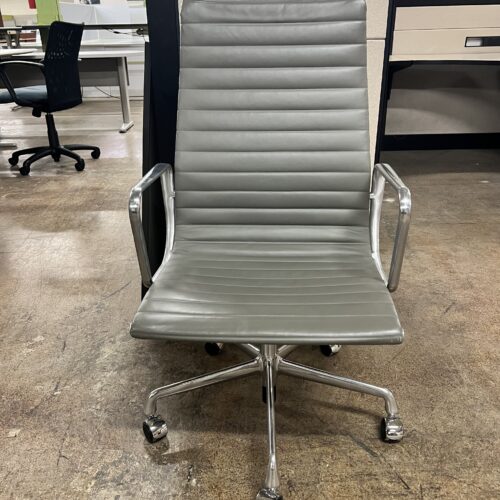Modern High Back Office Chair Front View