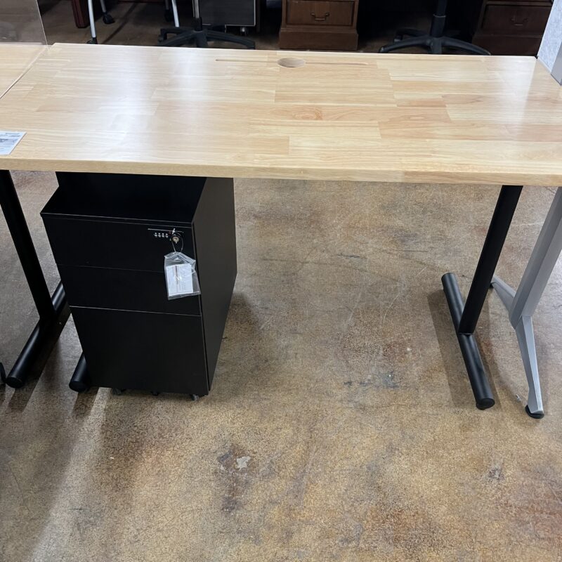 Used Maple Training Table with Pedestal