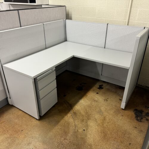 Used Herman Miller A02 Office Cubicle Workstation 5x5