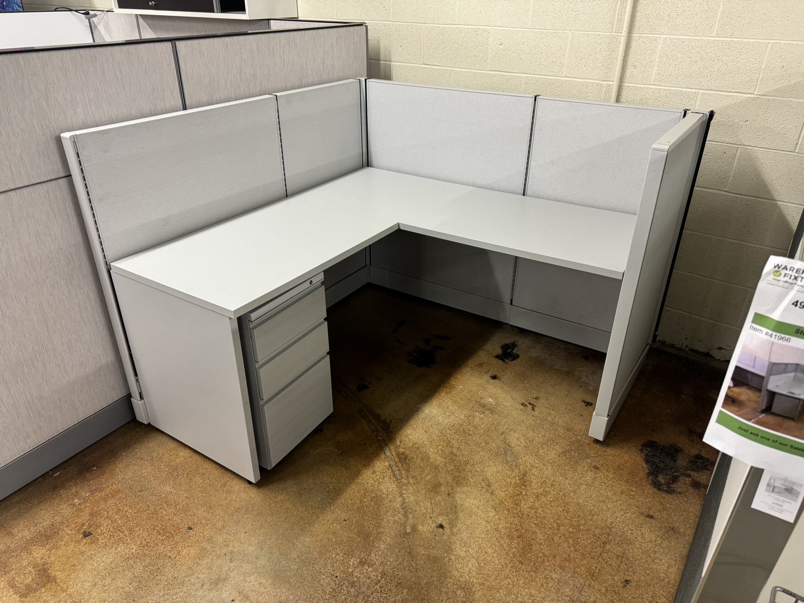 Used Herman Miller A02 Office Cubicle Workstation 5x5