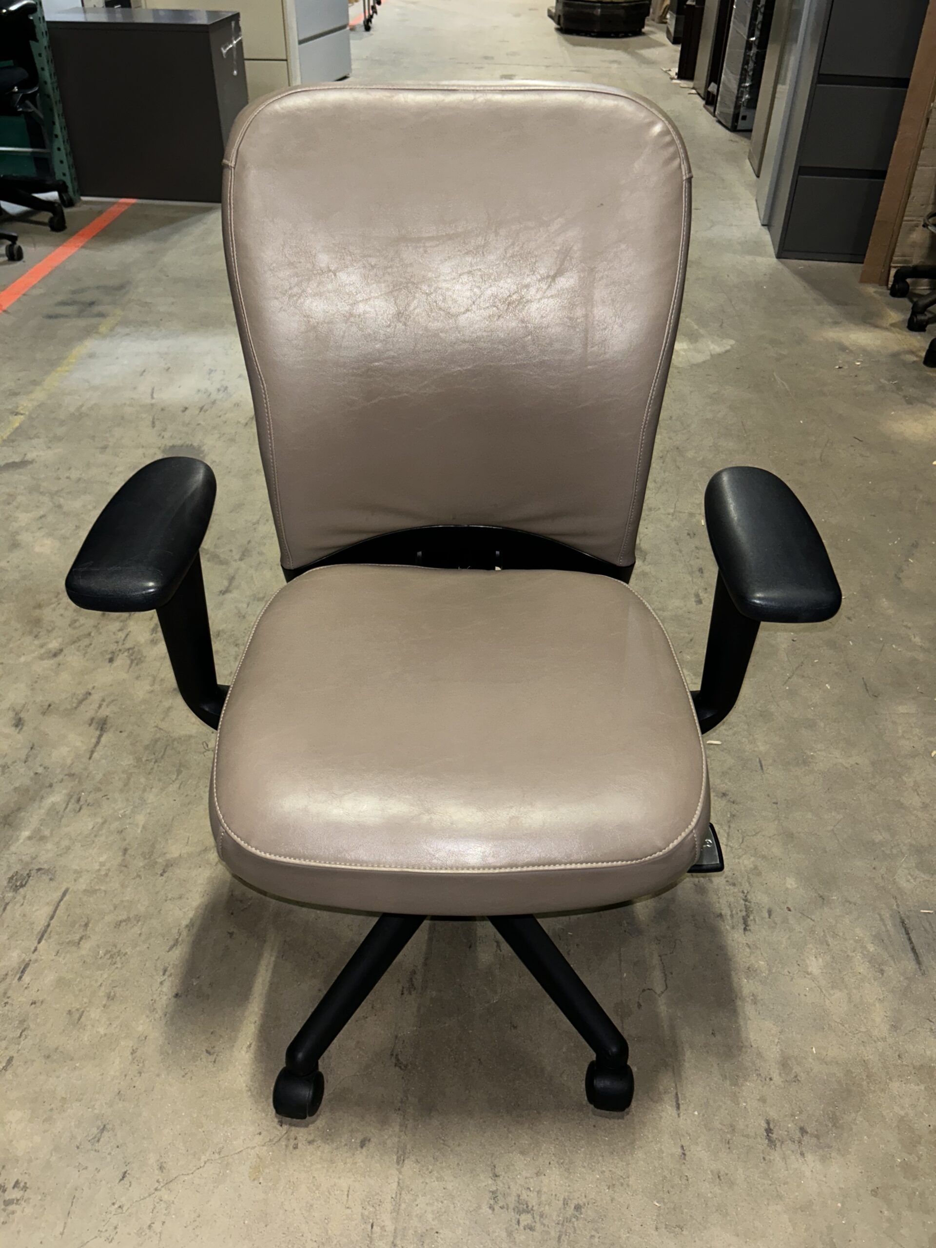 Used Haworth Look Office Leather Task Chair w/ Arms -- Beige