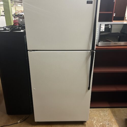 Used Roper White Office Refrigerator Freezer with Auto Ice Maker 30"W
