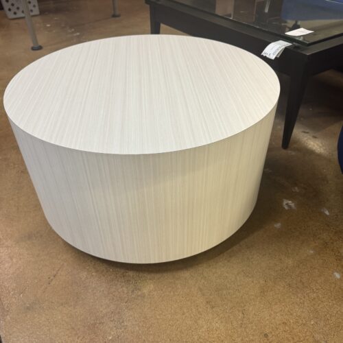 Used White Circular Coffee Table 29"W