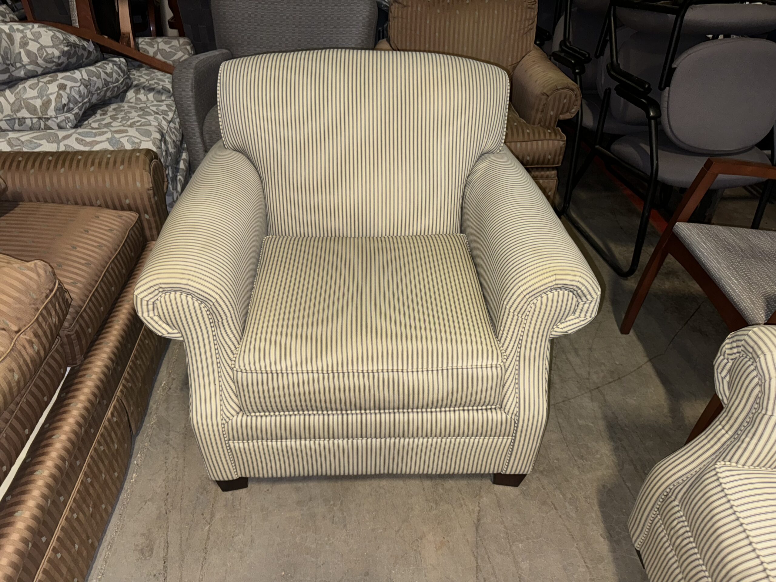 Used White Striped Fabric Lounge Chair 39.5"W