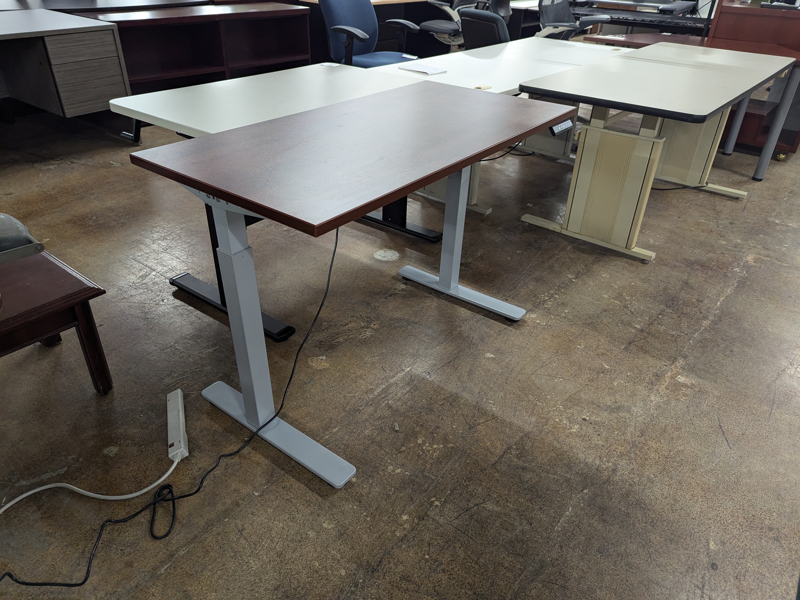 Cherry Electric Height Adjustable Desk