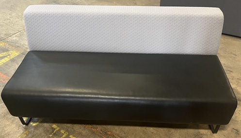 Haworth Black-White Couch 3887 - 55136